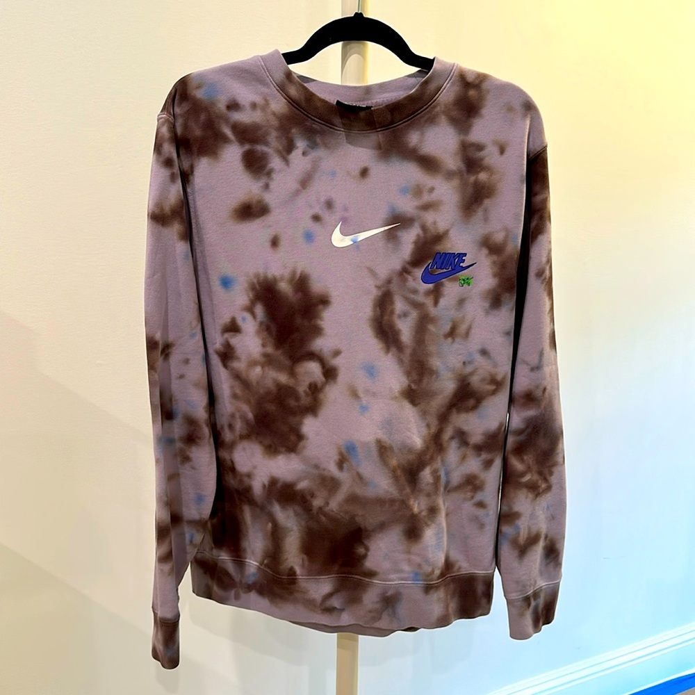 NIKE men’s Tie Dye French Terry crewneck sweater